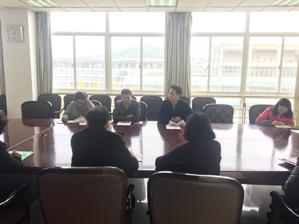 组织部副部长倪昊翔同志介绍委托经济责任审计情况